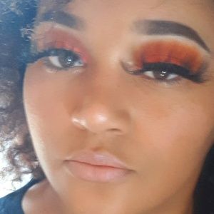 Meet your Posher, Sasha